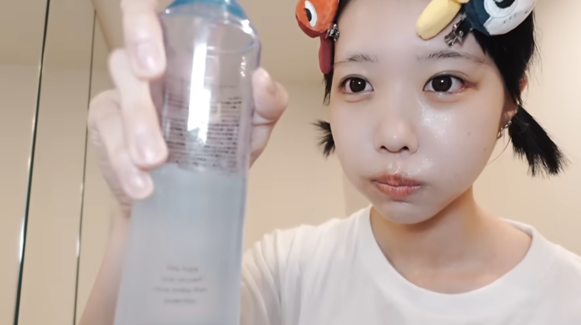 【どうなの？】あのちゃん愛用の"Laeisis ] 保湿化粧水"って！